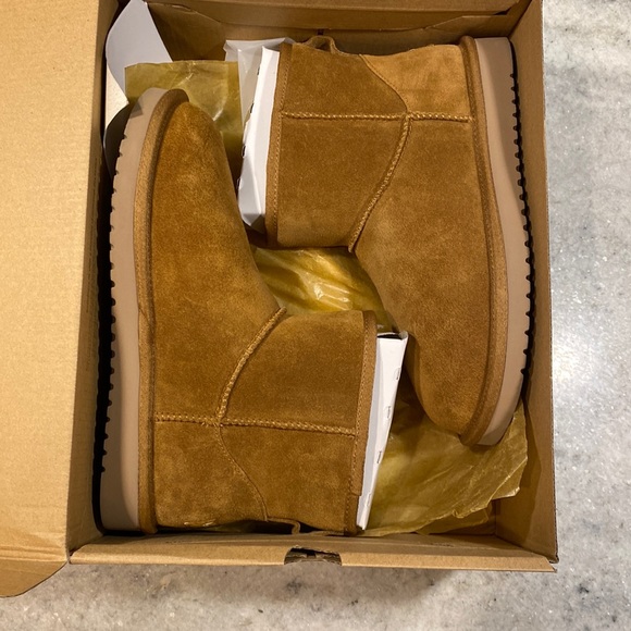 Koolaburra Shoes - Brand New Koolaburra by UGG Koola MINI II Chestnut SIZE 7W